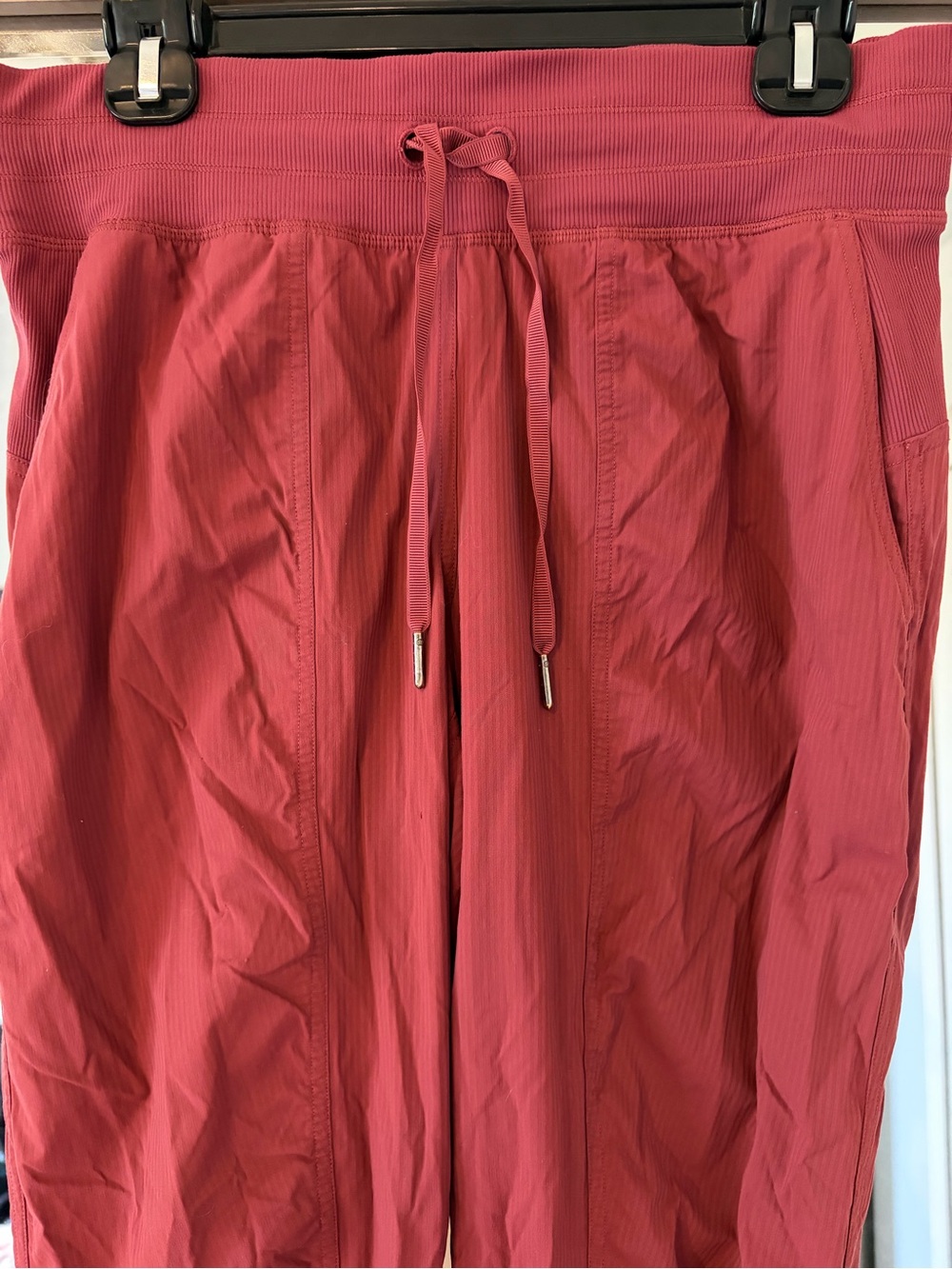Lululemon Studio Joggers Size 8 Maroon Red Womens Athletic Loungewear - Picture 2 of 5
